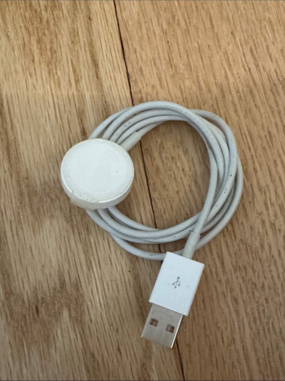 White Magnetic Charging Cable for Smartwatch – White